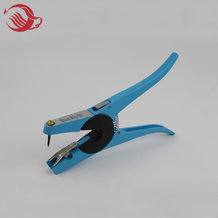Pig ear tag plier/ forcep