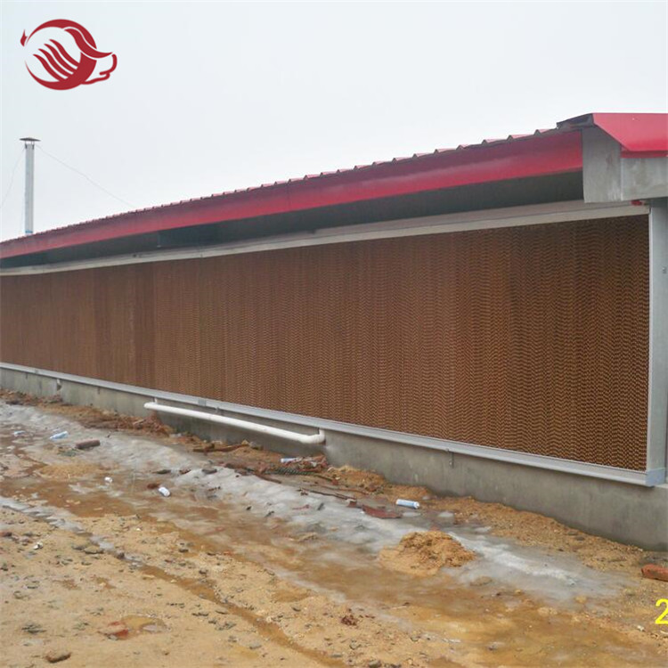 Farm equipment environmental ventilation air cooling pad